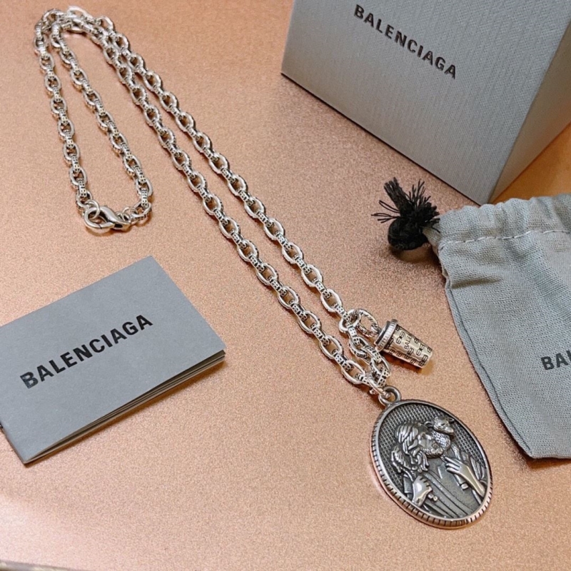 Ba1en*iaga necklaces